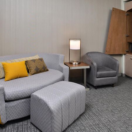 Courtyard Kansas City Олэт Экстерьер фото