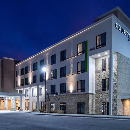 Courtyard Kansas City Олэт Экстерьер фото
