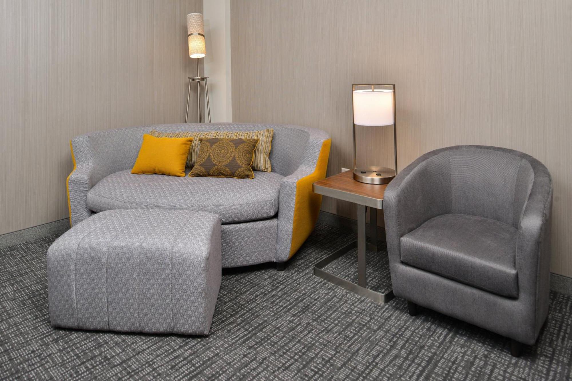 Courtyard Kansas City Олэт Экстерьер фото
