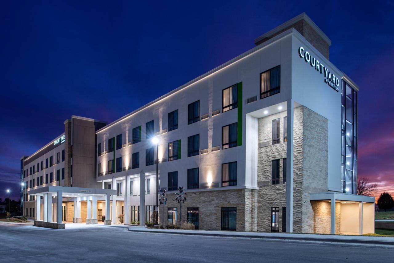 Courtyard Kansas City Олэт Экстерьер фото